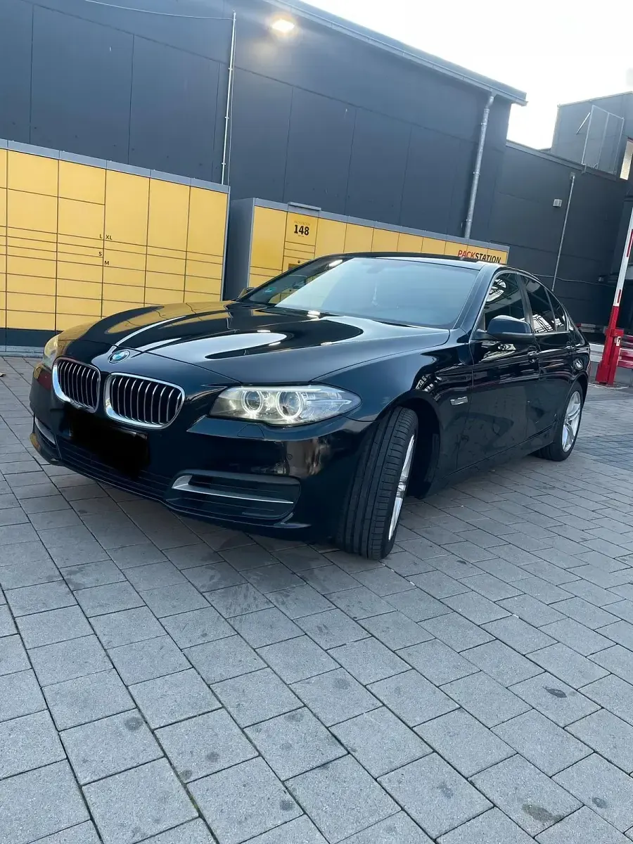 Gebraucht BMW 520 184 PS (135 kW) 2013 Schwarz Limousine