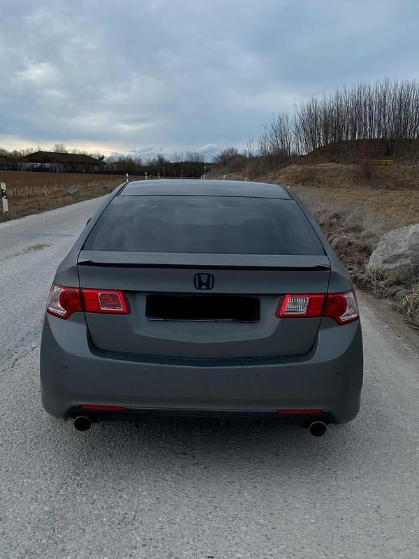 Gebraucht Honda Accord 201 PS (147 kW) 2010 Grau Limousine