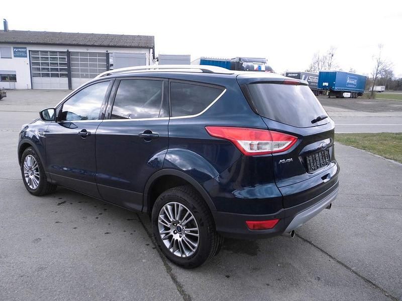 Gebraucht Ford Kuga Titanium 150 PS (110 kW) 2013 Blau SUV