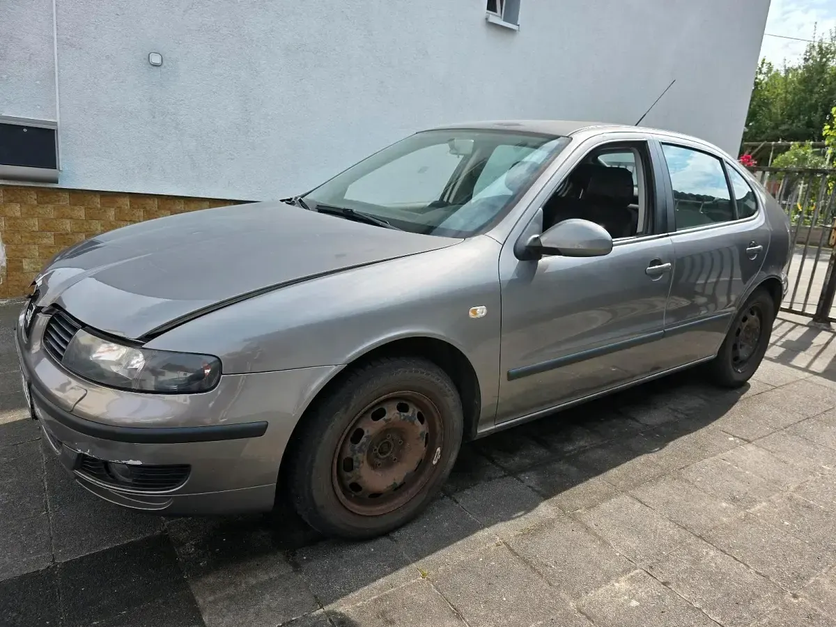 Gebraucht Seat Leon 105 PS (77 kW) 2006 Grau Kleinwagen