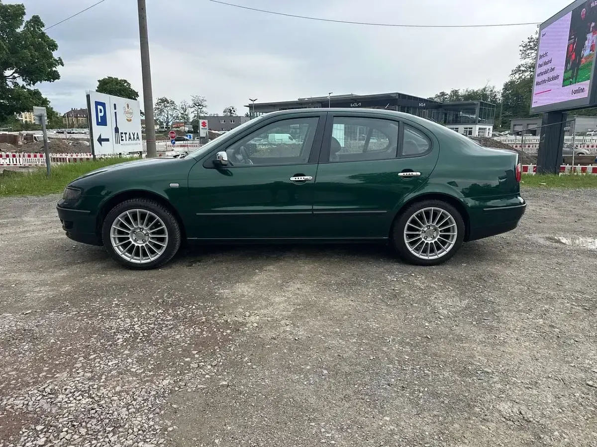 Gebraucht Seat Toledo 105 PS (77 kW) 1999 Grün Limousine