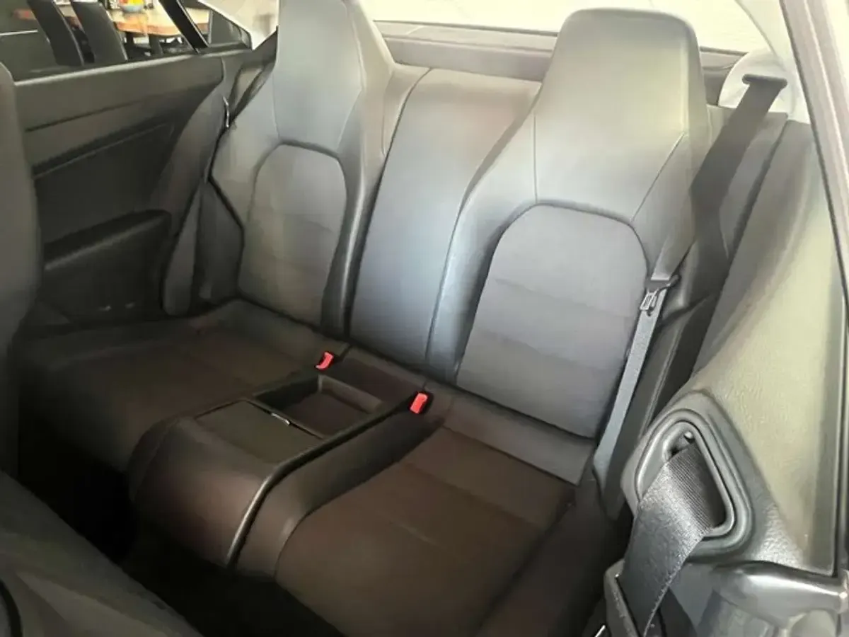 Gebraucht Mercedes E200 184 PS (135 kW) 2012 Tenoritgrau Coupé