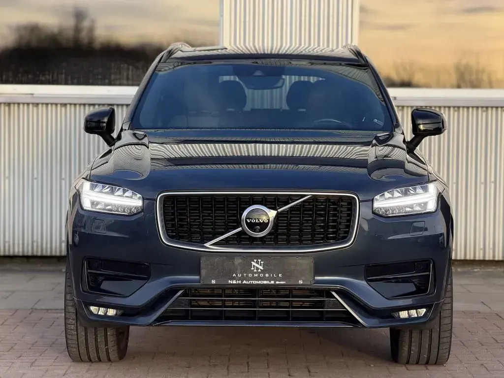 Gebraucht Volvo XC90 R-Design 235 PS (172 kW) 2020 Denim blue / metallic SUV