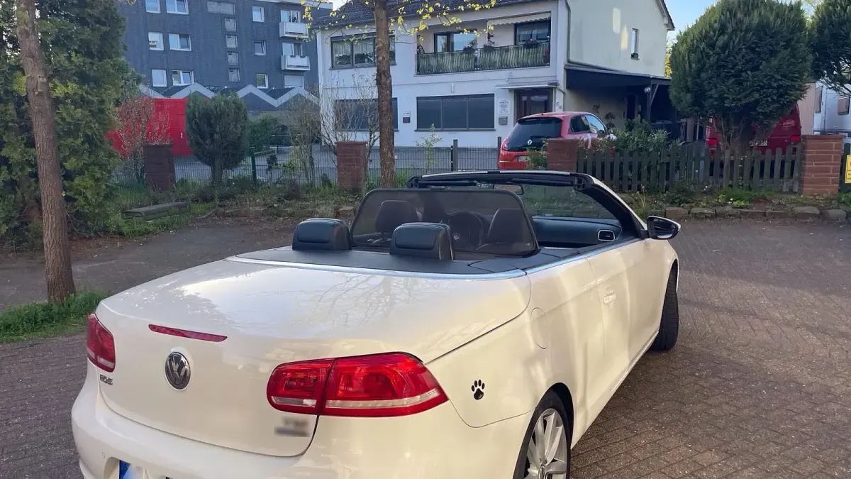 Gebraucht VW Eos 120 PS (88 kW) 2012 Weiß Cabrio