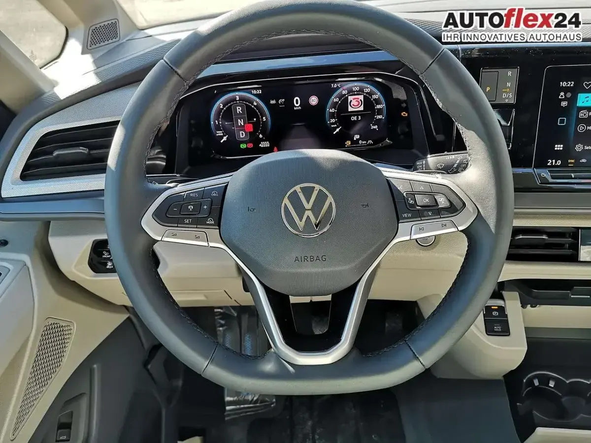 Neu VW California Beach 150 PS (110 kW) 2025 Monosilber metallic / ... Van