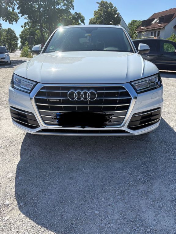 Weiß Gebraucht 2019 Audi Q5 Sport SUV | 33.200 € (Superpreis) - Bild 1/4