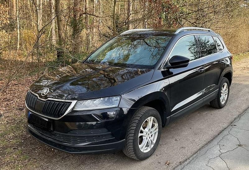 Gebraucht Skoda Karoq Drive 116 PS (85 kW) 2021 Schwarz SUV