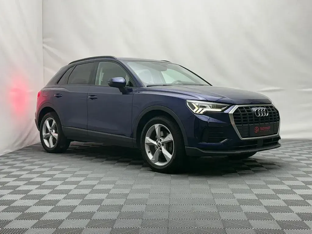 Gebraucht Audi Q3 Ambiente 150 PS (110 kW) 2021 Blau SUV