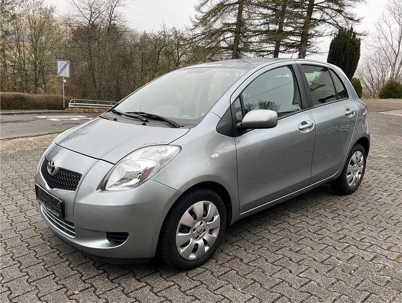 Gebraucht Toyota Yaris 87 PS (63 kW) 2006 Limousine