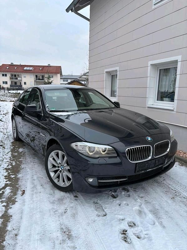 Gebraucht BMW 523 204 PS (150 kW) 2010 Limousine