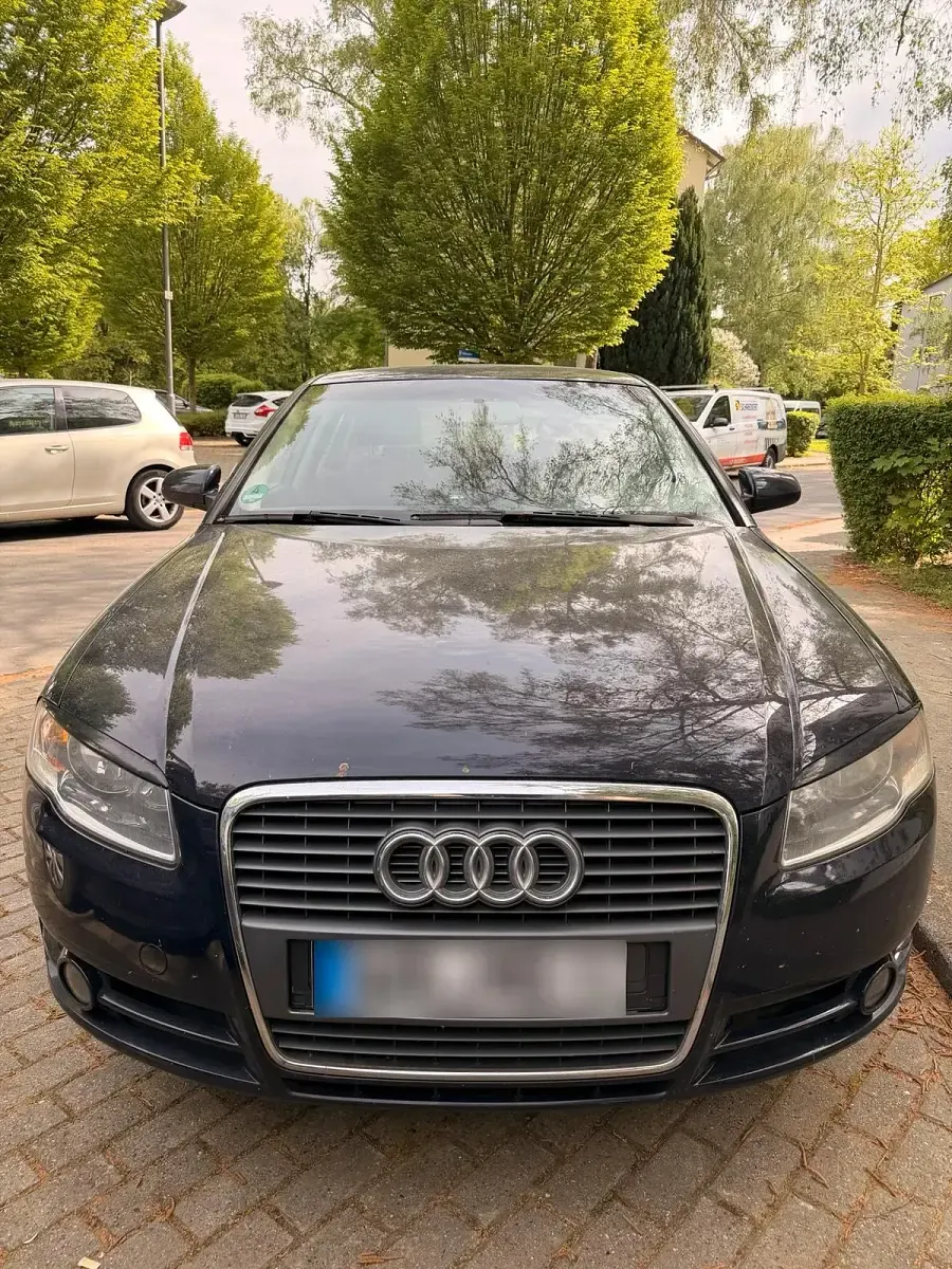 Second-hand Audi A4 163 CP (119 kW) 2005 Albastru Berlinǎ