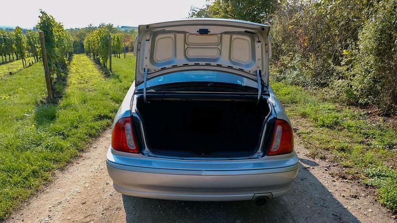 Gebraucht MG ZS 177 PS (130 kW) 2004 Silber Limousine