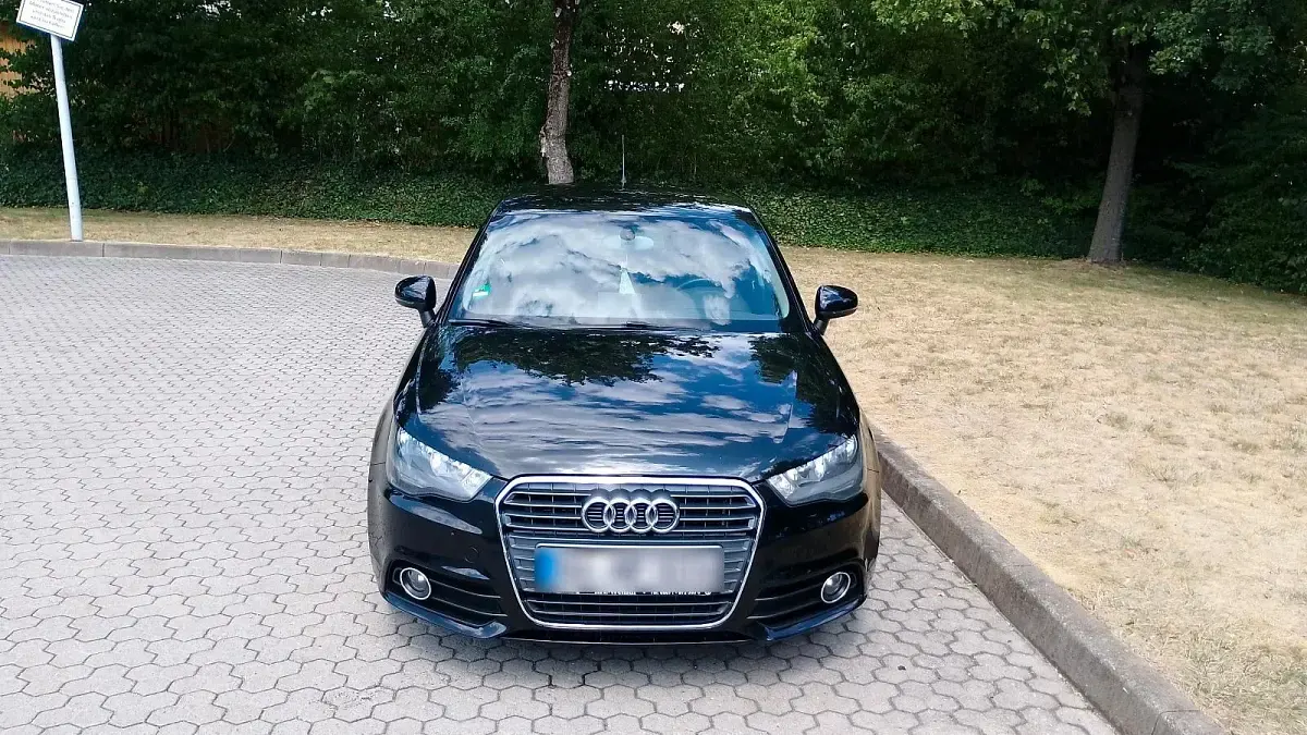 Gebraucht Audi A1 85 PS (62 kW) 2013 Schwarz Kleinwagen