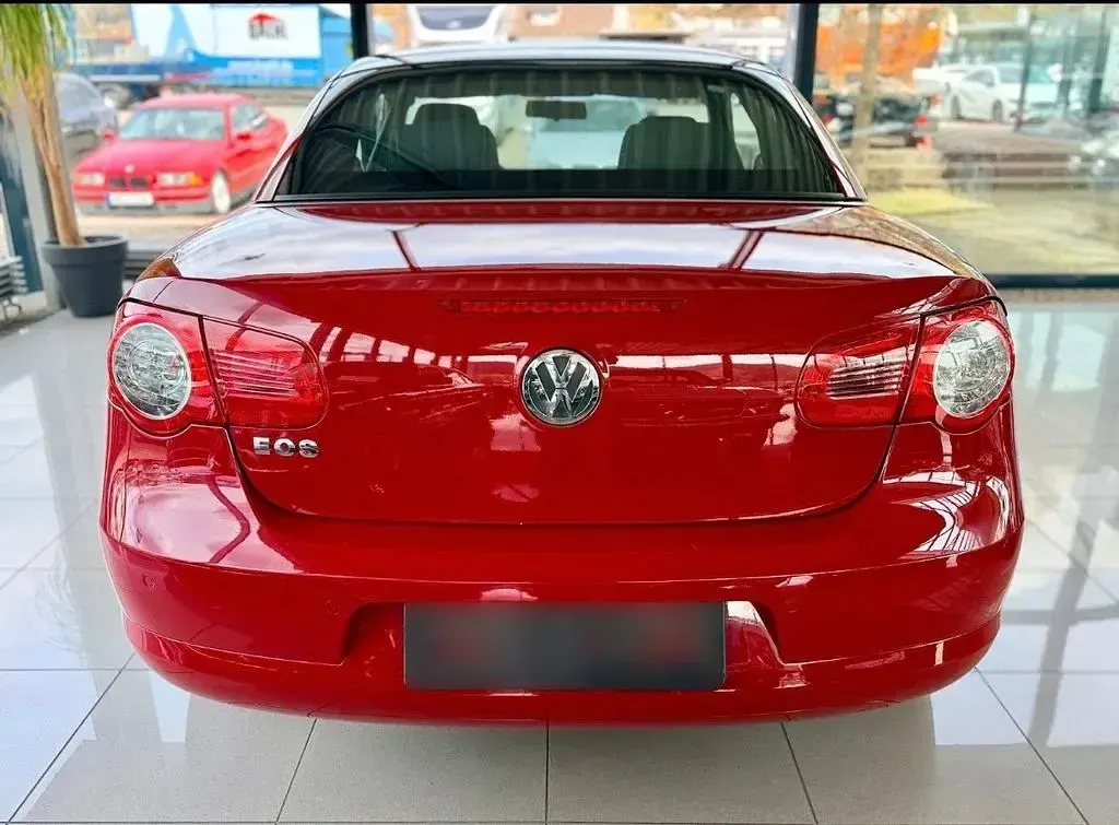 Używany VW Eos Sport 150 KM (110 kW) 2008 Czerwony Kabriolet