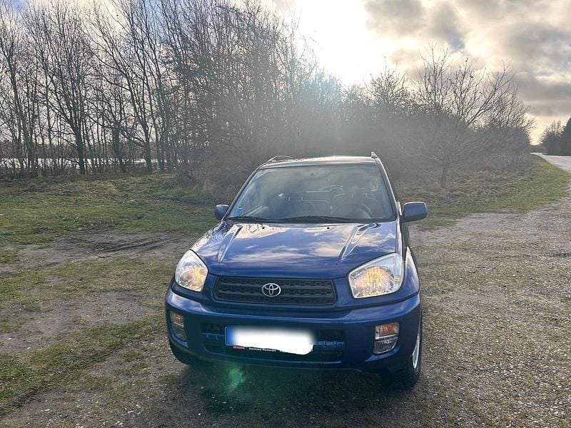 Blau Gebraucht 2003 Toyota RAV4 SUV | 3.999 € (Fairer Preis) - Bild 1/4