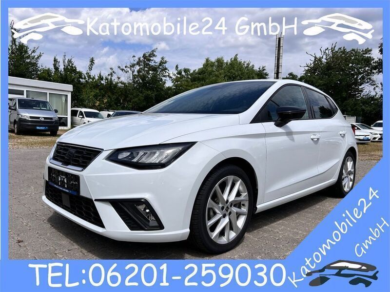 Weiß Gebraucht 2024 Seat Ibiza FR Limousine | 16.700 € (Guter Preis) - Bild 1/4