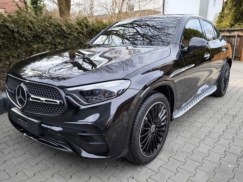 Schwarz Neu 2024 Mercedes GLC300 Coupé | 83.300 € - Bild 1/4