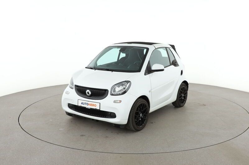 Weiß Gebraucht 2017 Smart ForTwo Cabrio Basis Cabrio | 13.100 € (Etwas zu teuer) - Bild 1/4