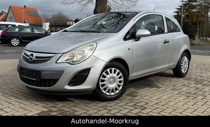 Gebraucht Opel Corsa Selection 86 PS (63 kW) 2011 Silber Kleinwagen