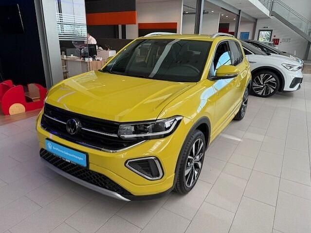 Gebraucht VW T-Cross Pro 150 PS (110 kW) 2024 Grape yellow SUV