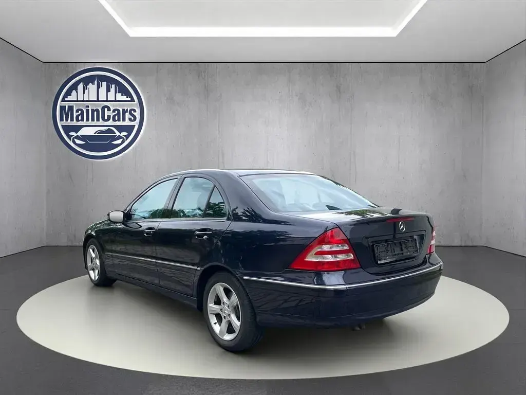 Gebraucht Mercedes C200 Avantgarde 163 PS (119 kW) 2005 Blau Limousine