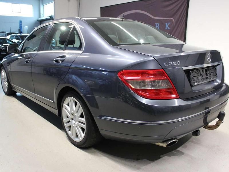 Gebraucht Mercedes C220 170 PS (125 kW) 2007 Tenoritgrau  metalliclack Limousine