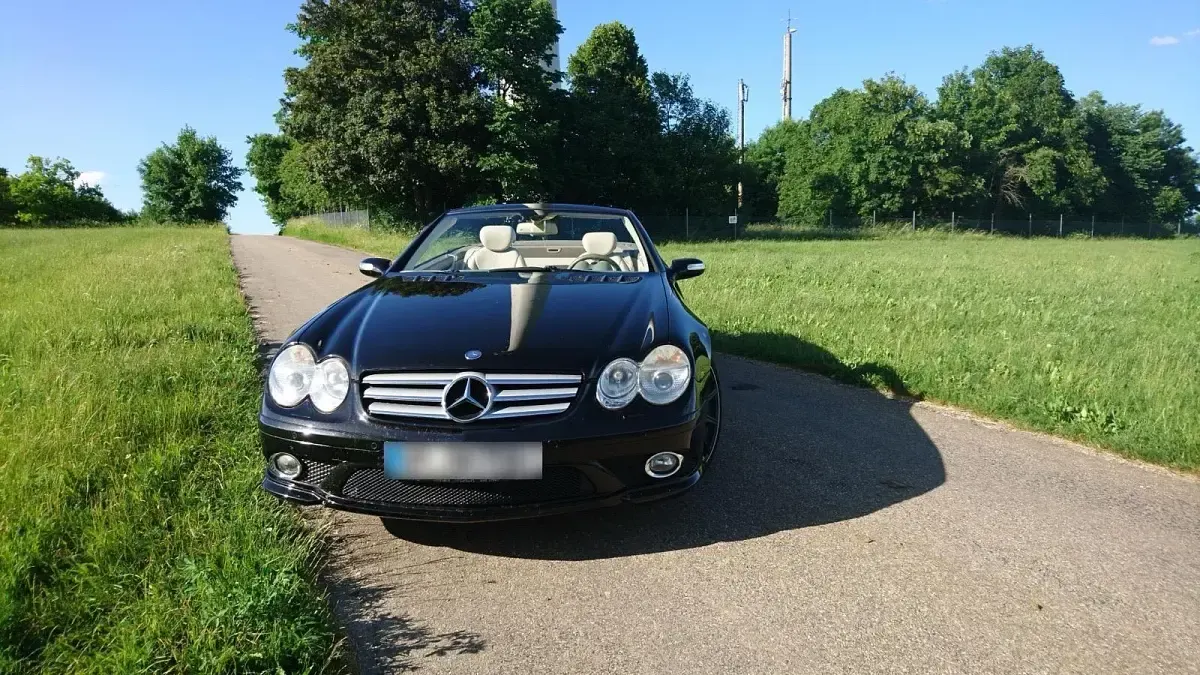 Gebraucht Mercedes SL500 387 PS (284 kW) 2007 Schwarz Cabrio