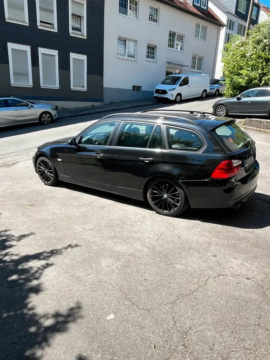 Używany BMW 320 150 KM (110 kW) 2006 Czarny Kombi