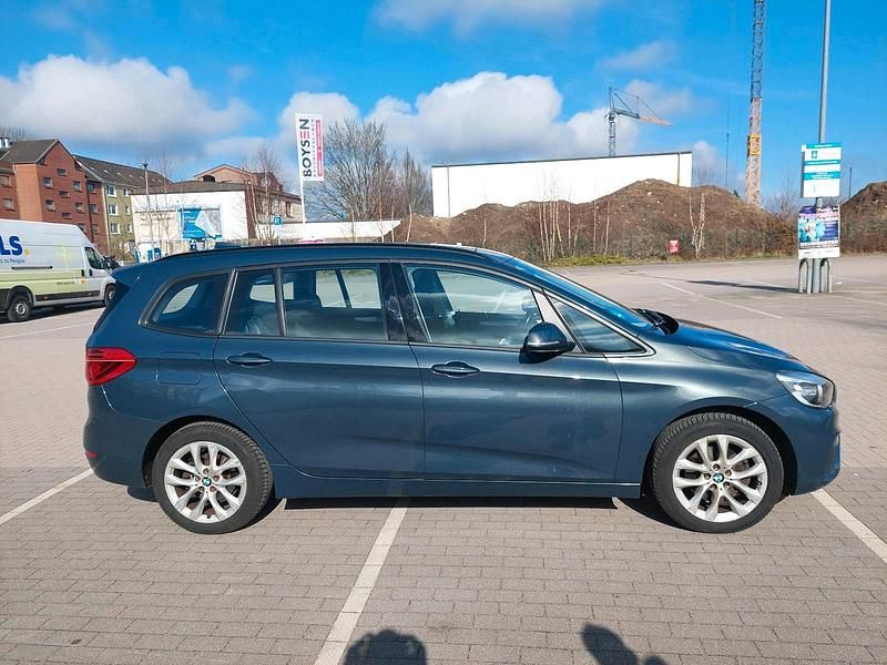 Gebraucht BMW 218 135 PS (99 kW) 2016 Grau Kombi