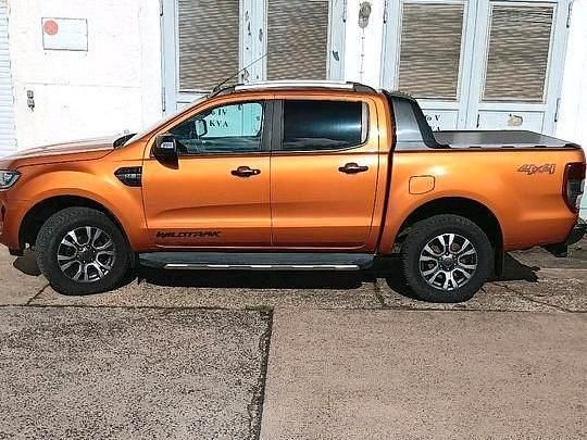 Gebraucht Ford Ranger Wildtrack 160 PS (117 kW) 2017 Orange Pickup