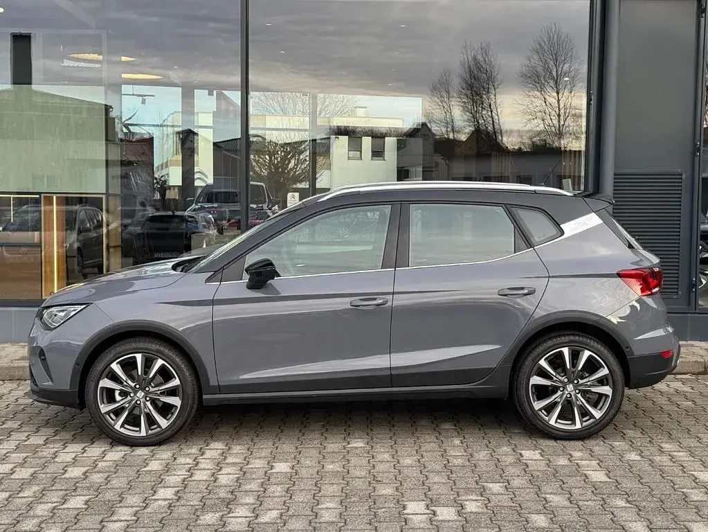 Gebraucht Seat Arona FR 116 PS (85 kW) 2024 Grau SUV