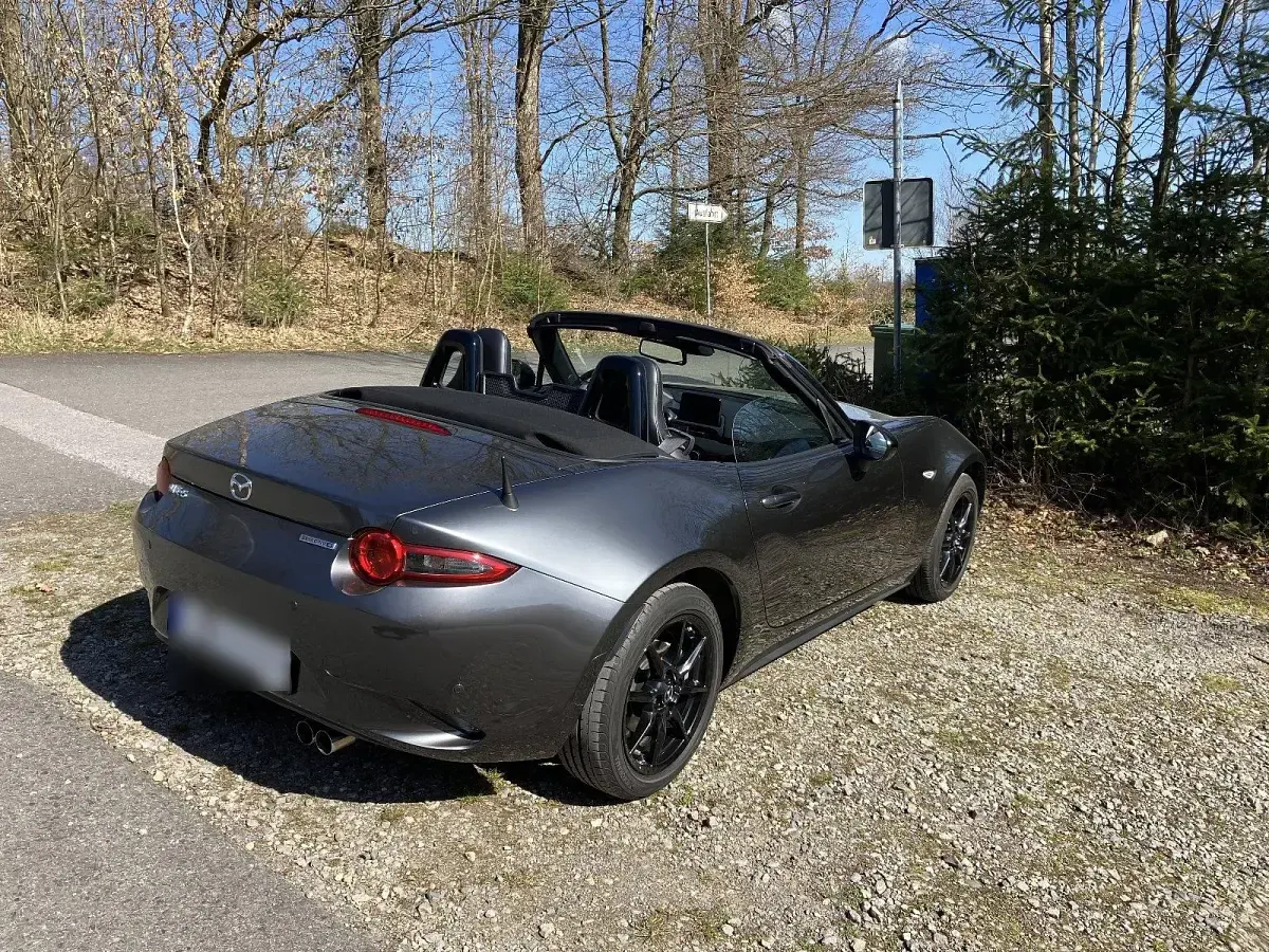 Gebraucht Mazda MX5 Ad'Vantage 132 PS (97 kW) 2023 Grau Cabrio