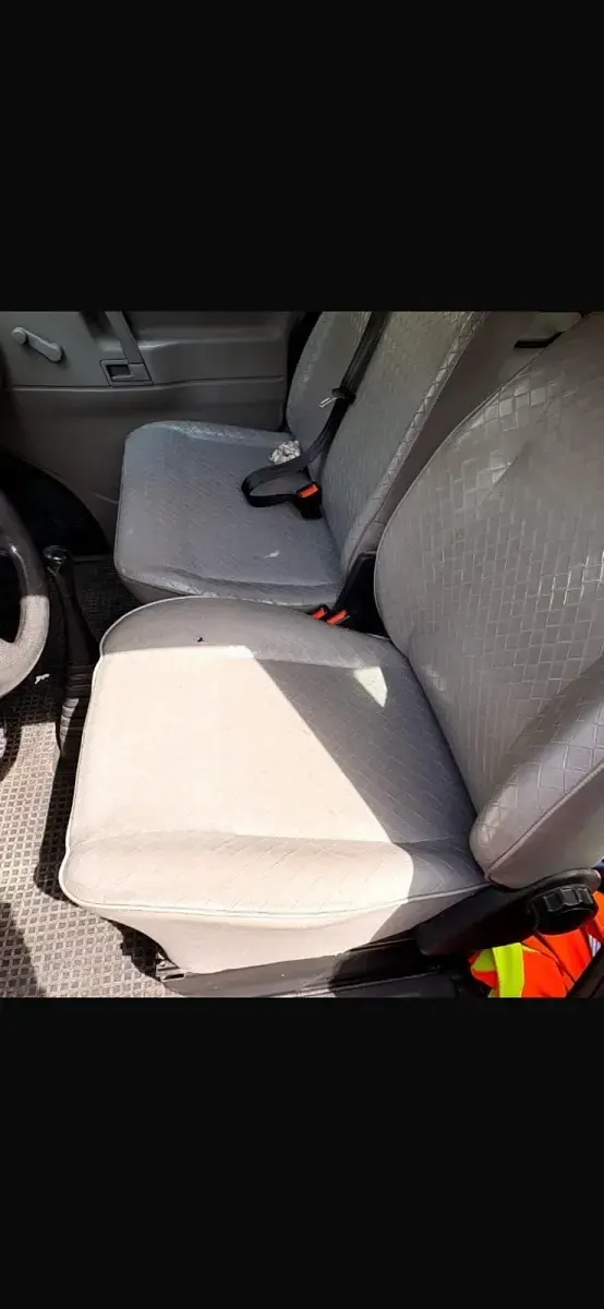 Gebraucht VW T4 102 PS (75 kW) 2002 Rot Van