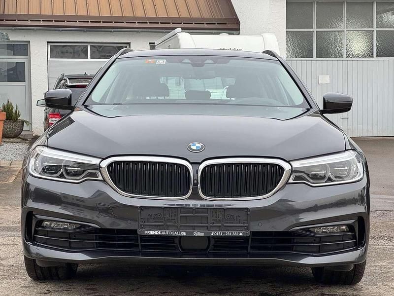 Gebraucht BMW 520 Sport Line 190 PS (139 kW) 2020 Sophistograu Kombi
