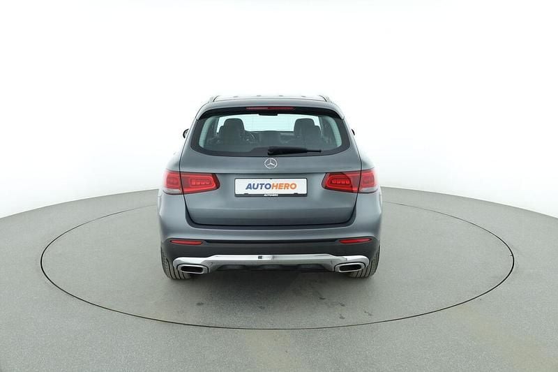 Gebraucht Mercedes GLC300 245 PS (180 kW) 2021 Grau SUV