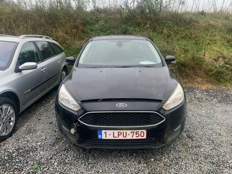 Gebraucht Ford Focus Trend 101 PS (74 kW) 2015 Limousine