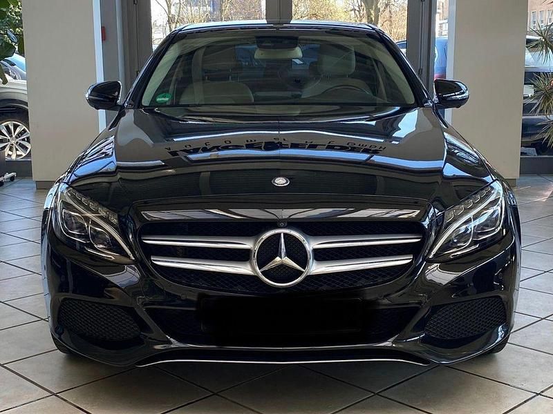 Schwarz Gebraucht 2015 Mercedes C250 Exclusive Limousine | 20.000 € (Fairer Preis) - Bild 1/4