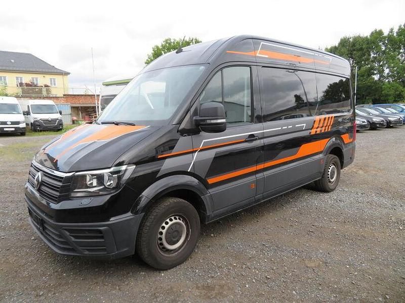 Schwarz Gebraucht 2019 VW Crafter Van | 13.980 € (Guter Preis) - Bild 1/4