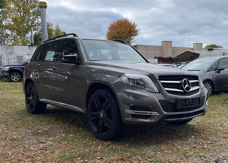 Luzonitgrau metalliclack Gebraucht 2013 Mercedes GLK350 SUV | 16.900 € (Guter Preis) - Bild 1/4