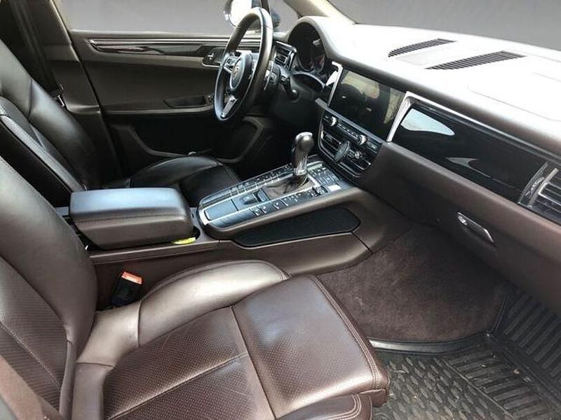 Gebraucht Porsche Macan 260 PS (191 kW) 2019 Blau SUV