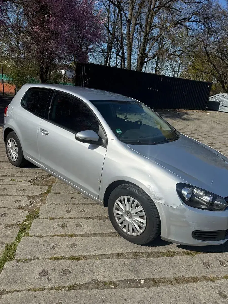 Gebraucht VW Golf VI Comfortline 80 PS (58 kW) 2009 Silber Kleinwagen