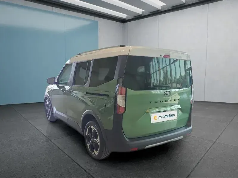 Gebraucht Ford Tourneo Courier 125 PS (91 kW) 2025 Grün Van / Kleinbus