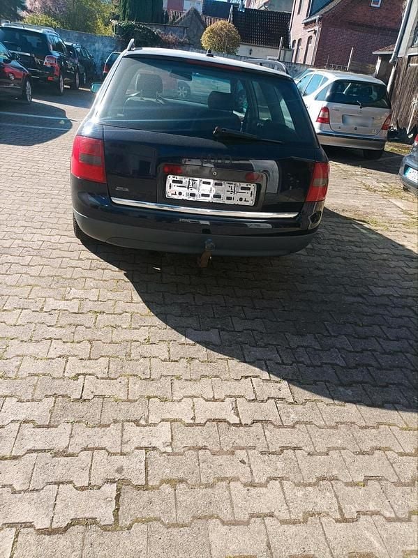 Gebraucht Audi A6 165 PS (121 kW) 2000 Blau Kombi