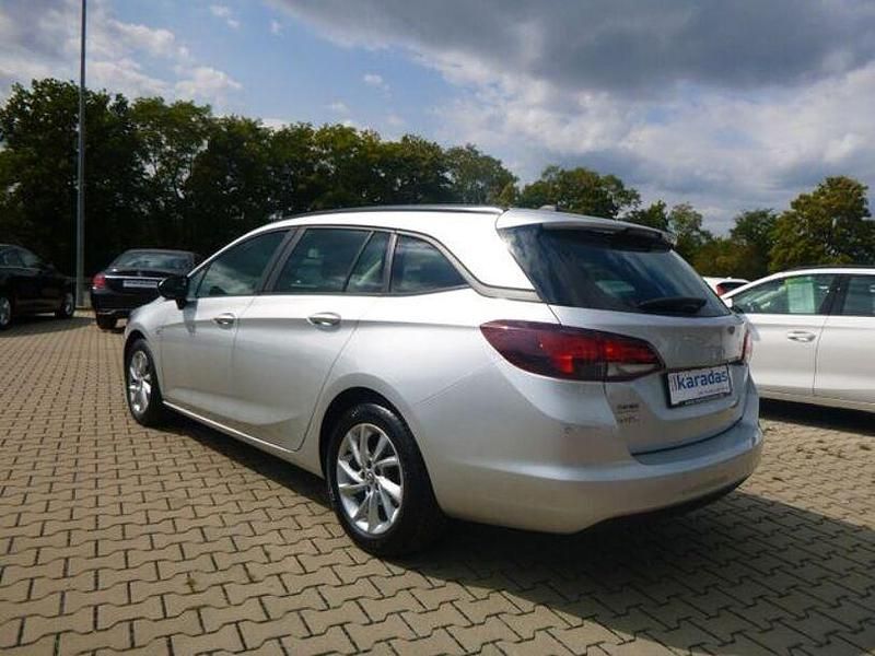 Gebraucht Opel Astra 122 PS (89 kW) 2020 Argonsilber/sovereign/switchbl Kombi