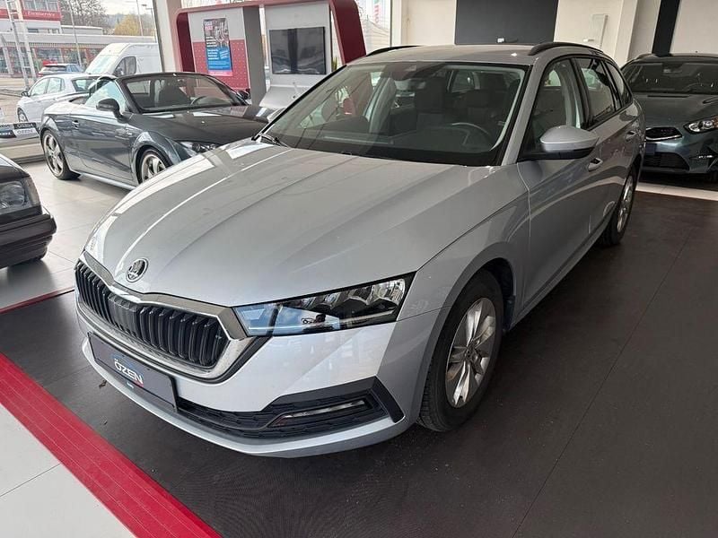 Gebraucht Skoda Octavia Active 116 PS (85 kW) 2022 Silber Kombi