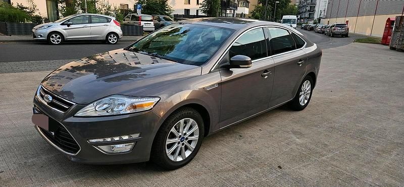 Gebraucht Ford Mondeo 203 PS (149 kW) 2011 Silber Limousine