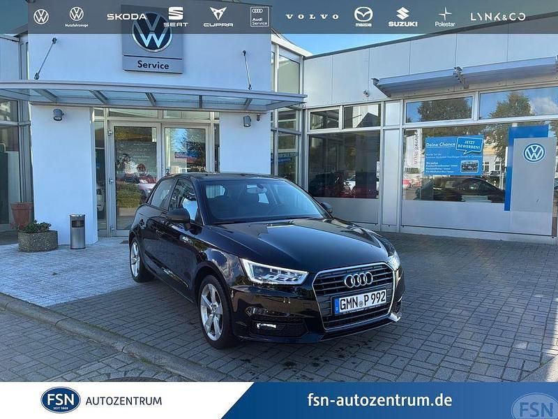 Schwarz / brillantschwarz Gebraucht 2018 Audi A1 Sportback Sport Kleinwagen | 18.595 € (Etwas zu teuer) - Bild 1/4