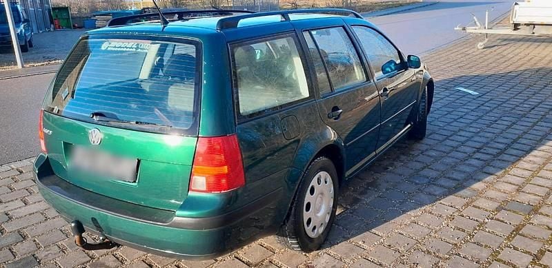 Gebraucht VW Golf IV 101 PS (74 kW) 2001 Grün Kombi