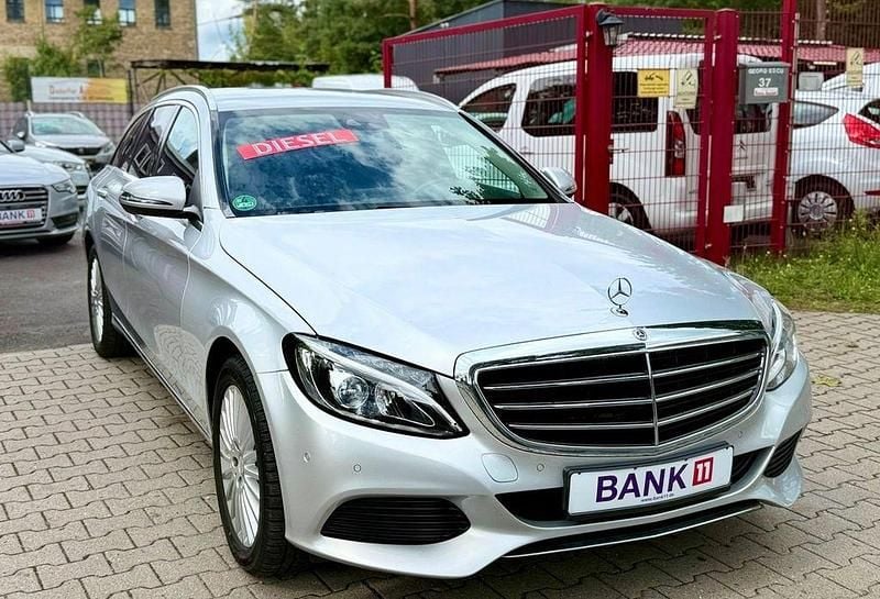 Silber Gebraucht 2018 Mercedes C200 Kombi | 14.999 € (Guter Preis) - Bild 1/4
