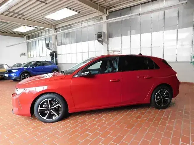 Gebraucht Opel Astra Edition 110 PS (80 kW) 2024 Andere Kleinwagen